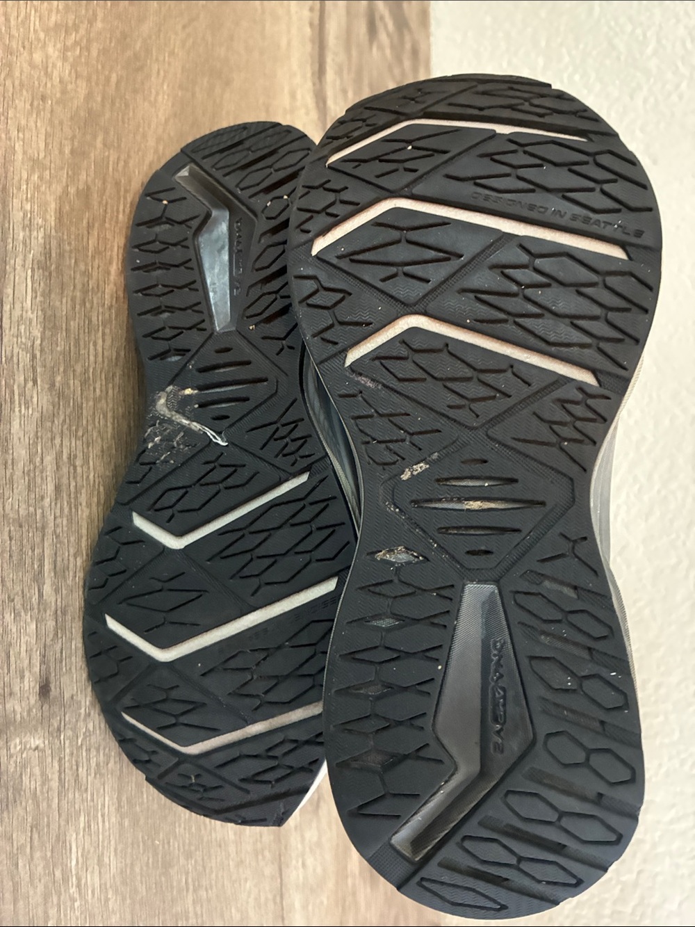 Brooks Black & White Geometric Running Shoes with Pastel Multicolor Laces - Picture 6 of 13